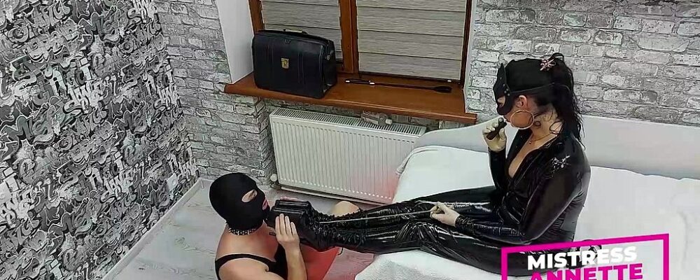 mrsannette femdom collection worship of the goddess in latex lick my shoes and suck my heel