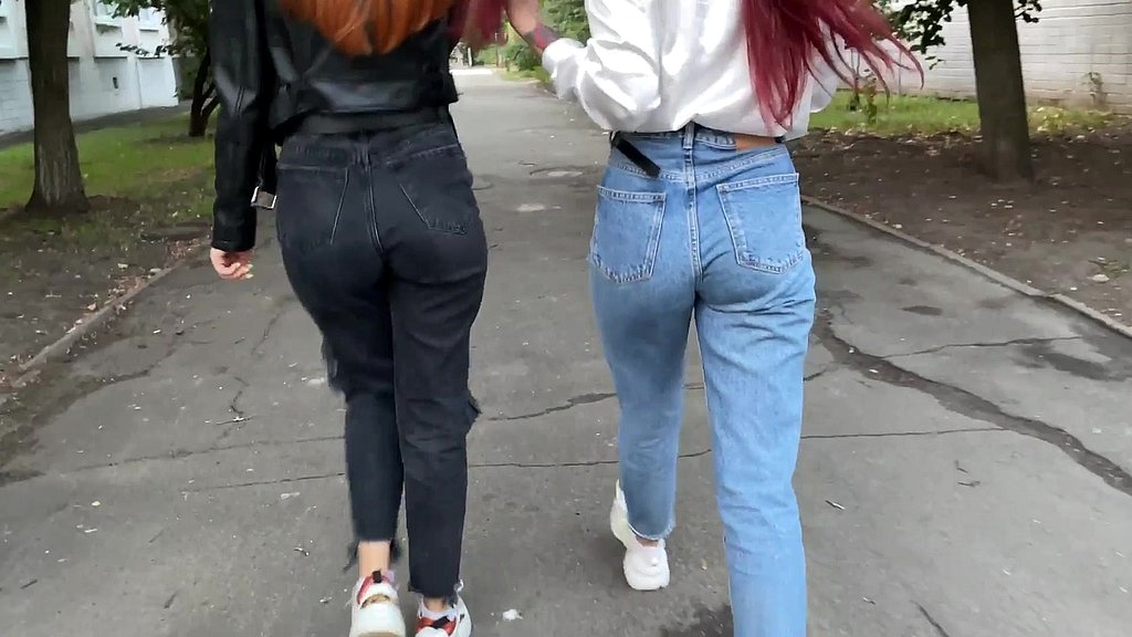 Ppfemdom Outdoor Pov Femdom Over A Random Stranger You And Jeans Fetish