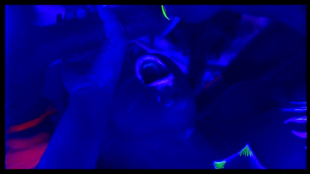 private lisa sparkle and sandra iron get kinky under uv light