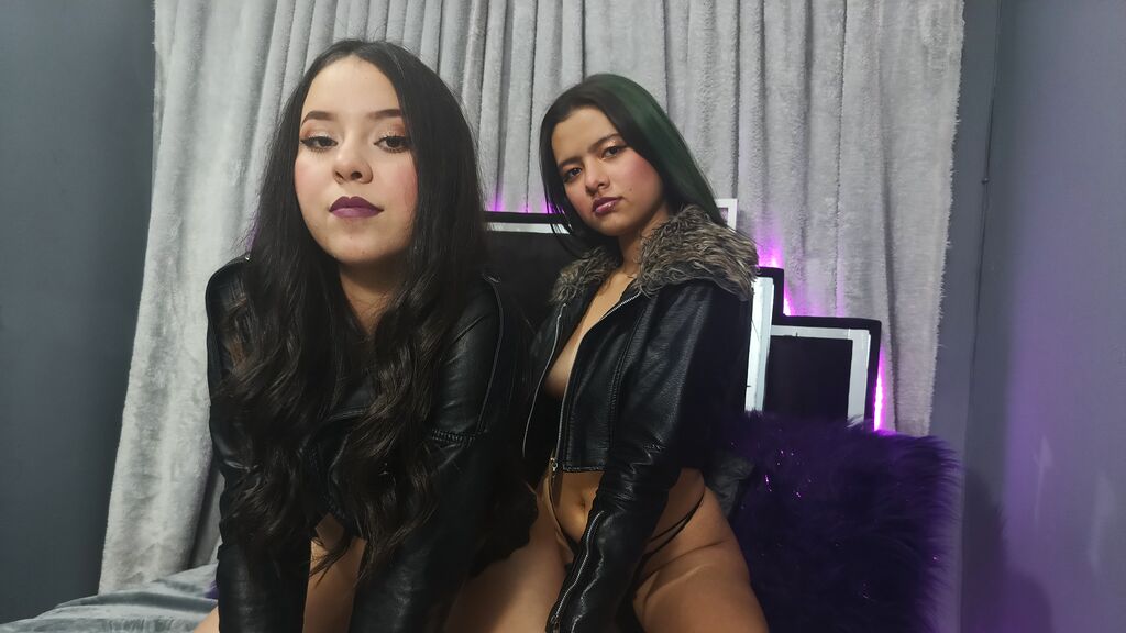 amateur cammodel vixen lesbians izaandmia