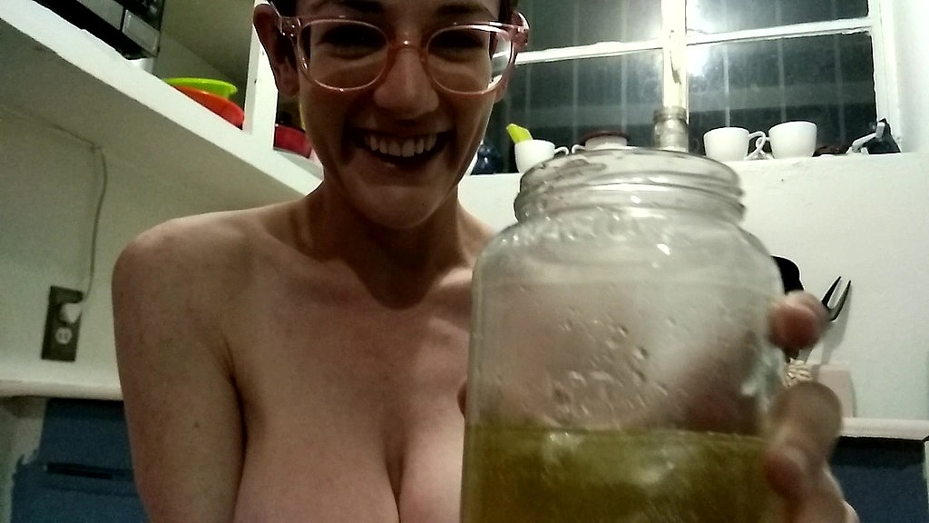 pornbox hairy baby pisses in jar for daddy s drink 4 1 2022 1800