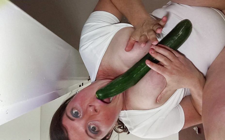 Gloryhole, CamModel and Amateur Vixens | Girl Fucks Her Pussy with a Huge Cucumber - 9/14/2024