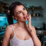 Amouras Velvet Webcam Secrets