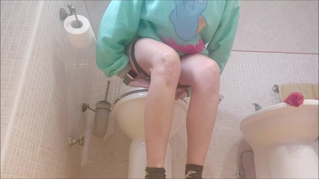 1_chantals-charming-bathroom-moment