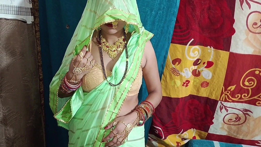 1_intimate-hindi-couples-candid-conversation