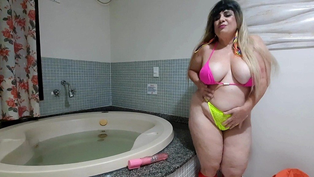 1_vivi-guedez-the-student-teacher-affair