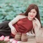 Amateur Webcam Model EmilyGreent Shares Her Passionate Performance