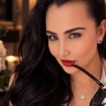 Amateur Webcam Model Extraordinaire: Evangeline Walker’s Unique Journey