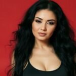 Amateur Webcam Model GabrielleRey Shares Her Passionate Performance