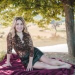 amateur-webcam-model-isabellephame-shares-her-passionate-performances-1
