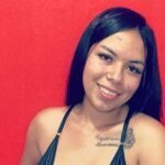 Amateur Webcam Model IssaWilliams Shares Her Unique Perspective