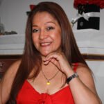 Amateur Webcam Model JasmineJunes Shares Her Passionate Performances