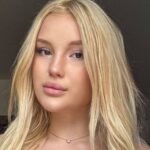 Amateur Webcam Model JennyHelsen Shares Her Passionate Performances