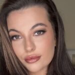 Amateur Webcam Model JessicaHeart Shares Her Passion