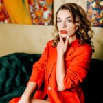 Amateur Webcam Model JessieHall Shares Her Passionate Performance
