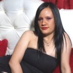 amateur-webcam-model-julietagonzales-shares-her-passionate-performance-1