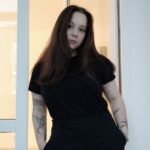 Amateur Webcam Model KhloeMyra Stuns with Her Natural Beauty