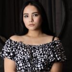 amateur-webcam-model-kishaswanson-shares-her-passionate-performance-1