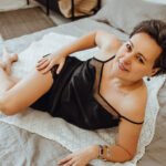 Amateur Webcam Model LauraOwen Shares Her Passionate Performances