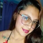 Amateur Webcam Model LeslyParis Shares Her Passionate Performance