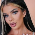 Amateur Webcam Model LeyaVawn Shares Her Passionate Performance