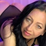 Amateur Webcam Model LizRubio Shares Her Unique Perspective