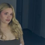 Amateur Webcam Model LolaOstin Shares Her Unique Perspective