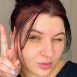 amateur-webcam-model-malenaquinns-shares-her-passionate-performance