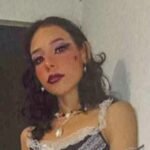 amateur-webcam-model-nikorusven-shares-her-passionate-performances-1