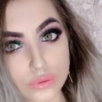 amateur-webcam-model-riananicholle-shares-her-unique-perspective