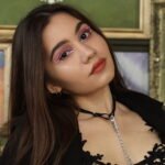 Amateur Webcam Model RoxyMure Shares Her Passionate Performance