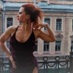 Amateur Webcam Model Shines with GingerLight