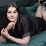 Amateur Webcam Model StellaStarly Shares Her Passion for Live Streaming