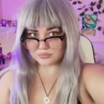 Amateur Webcam Model StephanyParson Shares Her Passionate Performances