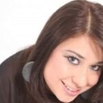 Amateur Webcam Model Uncovers EvaClak’s Secrets
