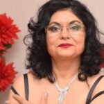 amateur-webcam-model-valentinasann-shares-her-passionate-performances