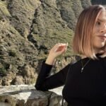 Amateur Webcam Model VivianRed Shares Her Passionate Performances