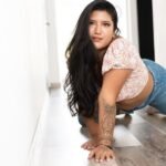 amateur-webcam-modeling-adventures-with-esmeraldabroks-1