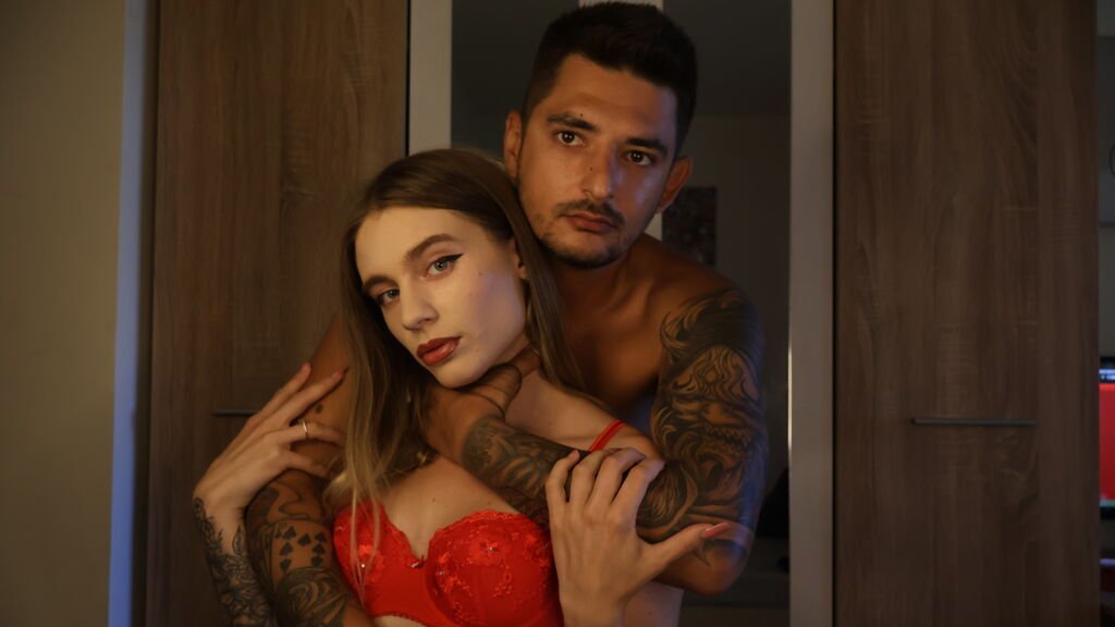 annaandleo-your-screens-new-favorite-duo