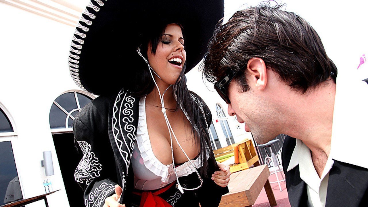 cinco-de-meow-with-charles-dera