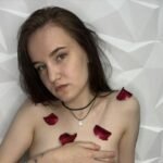 EmiliaMarei’s Amateur Webcam Model Adventures