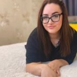 from-amateur-to-webcam-model-dinaratims-journey-1