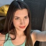 from-amateur-to-webcam-model-ellenwinklers-journey-1