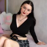 From Amateur to Webcam Model: Kiki Coleman’s Journey