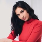 from-amateur-to-webcam-model-kimberlithrincons-journey