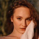 from-amateur-to-webcam-model-my-journey-with-amiraray