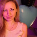 From Amateur to Webcam Model: My Journey with KellyBair