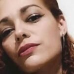 from-amateur-to-webcam-model-my-journey-with-vellaparis