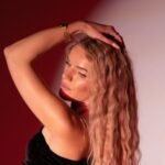 from-amateur-to-webcam-model-my-journey-with-violawise-1