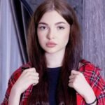 From Amateur to Webcam Model: My Journey with ZedaBonek